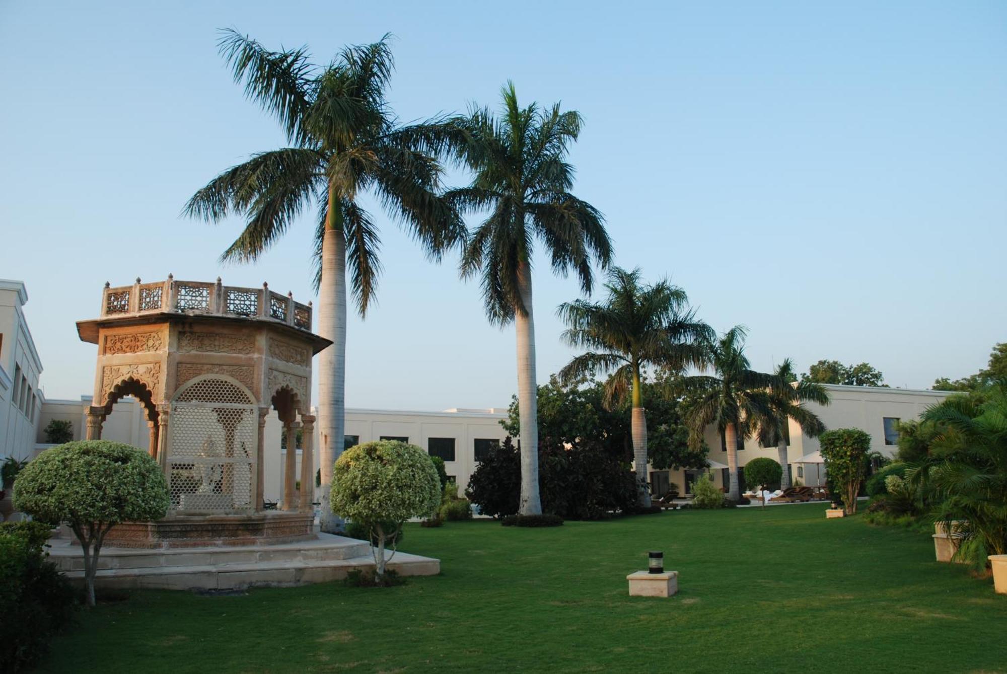 The Lalit Temple View Ξενοδοχείο Κχατζουράχο Εξωτερικό φωτογραφία