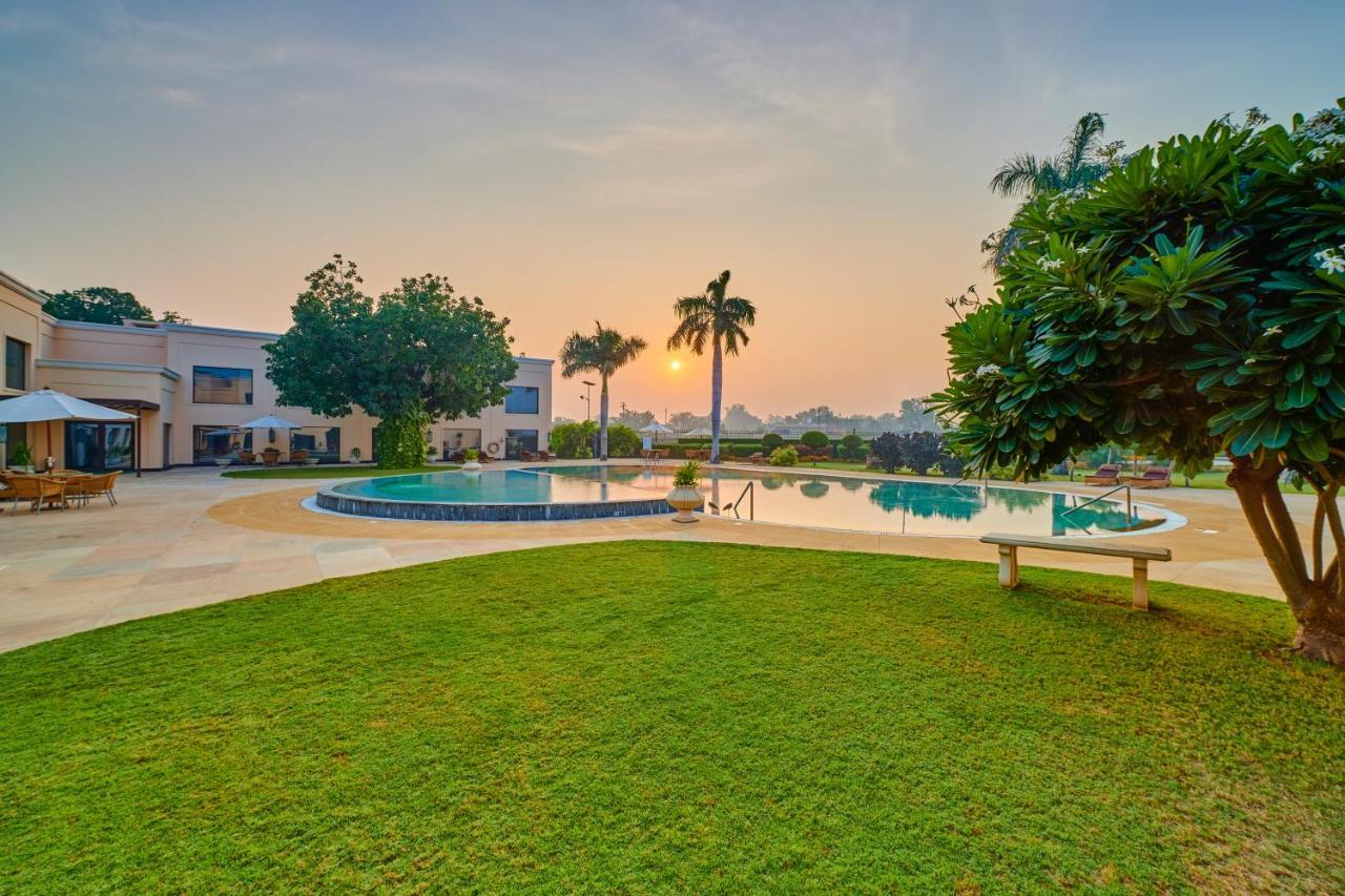 The Lalit Temple View Ξενοδοχείο Κχατζουράχο Εξωτερικό φωτογραφία